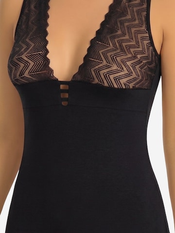 ÖTS Top in Black: front