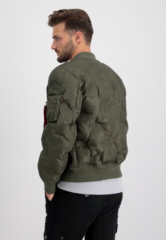 ALPHA INDUSTRIES Overgangsjakke i grøn