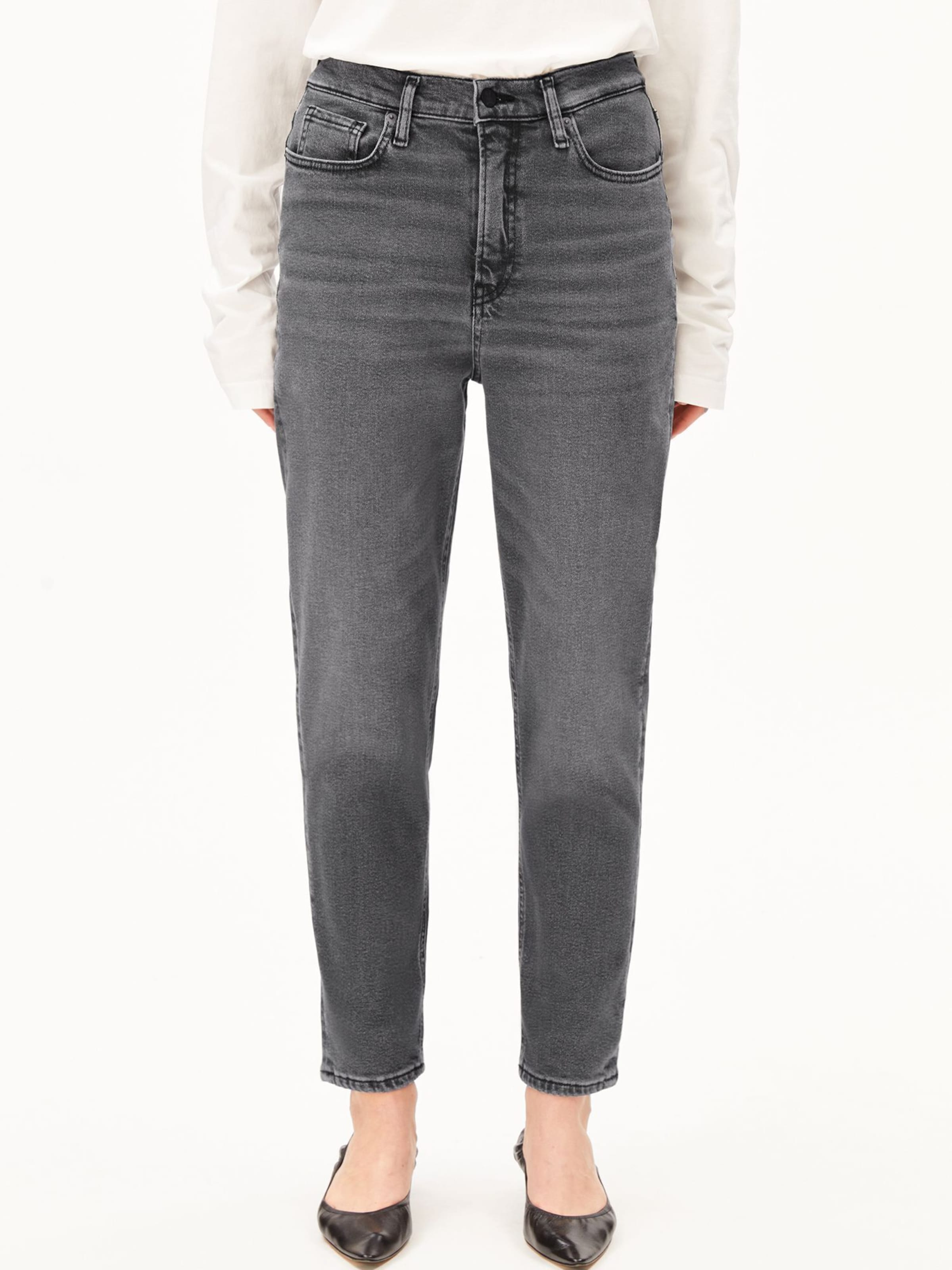 ARMEDANGELS Loosefit Jeans in Grijs: voorkant