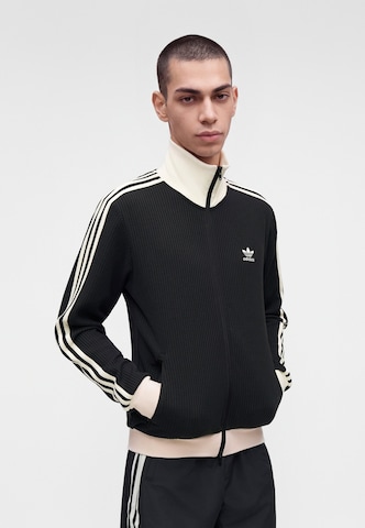 ADIDAS ORIGINALS Суичъри с качулка 'Adicolor Classic' в черно