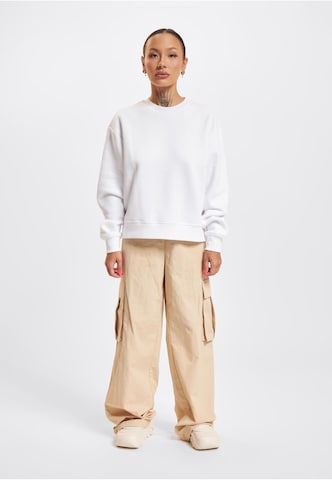 Sweat-shirt 'Wavy Palms' Just Rhyse en blanc
