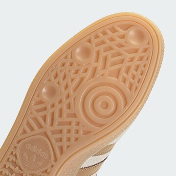 ADIDAS ORIGINALS Низкие кроссовки 'Handball Spezial' в Бежевый