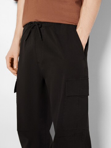 Bershka Loosefit Hose in Schwarz