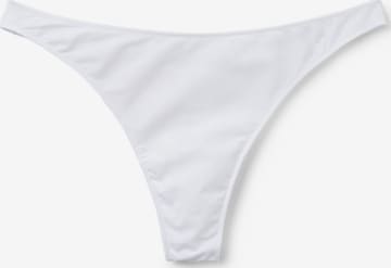Tezenis Thong in White: front