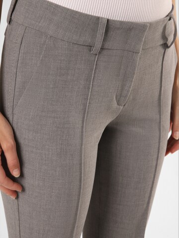 Cambio Regular Trousers ' Farah ' in Grey