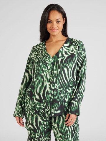 ONLY Carmakoma Blouse 'JADA' in Green: front