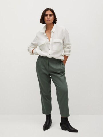 MANGO Tapered Hose 'Newpepi' in Grün