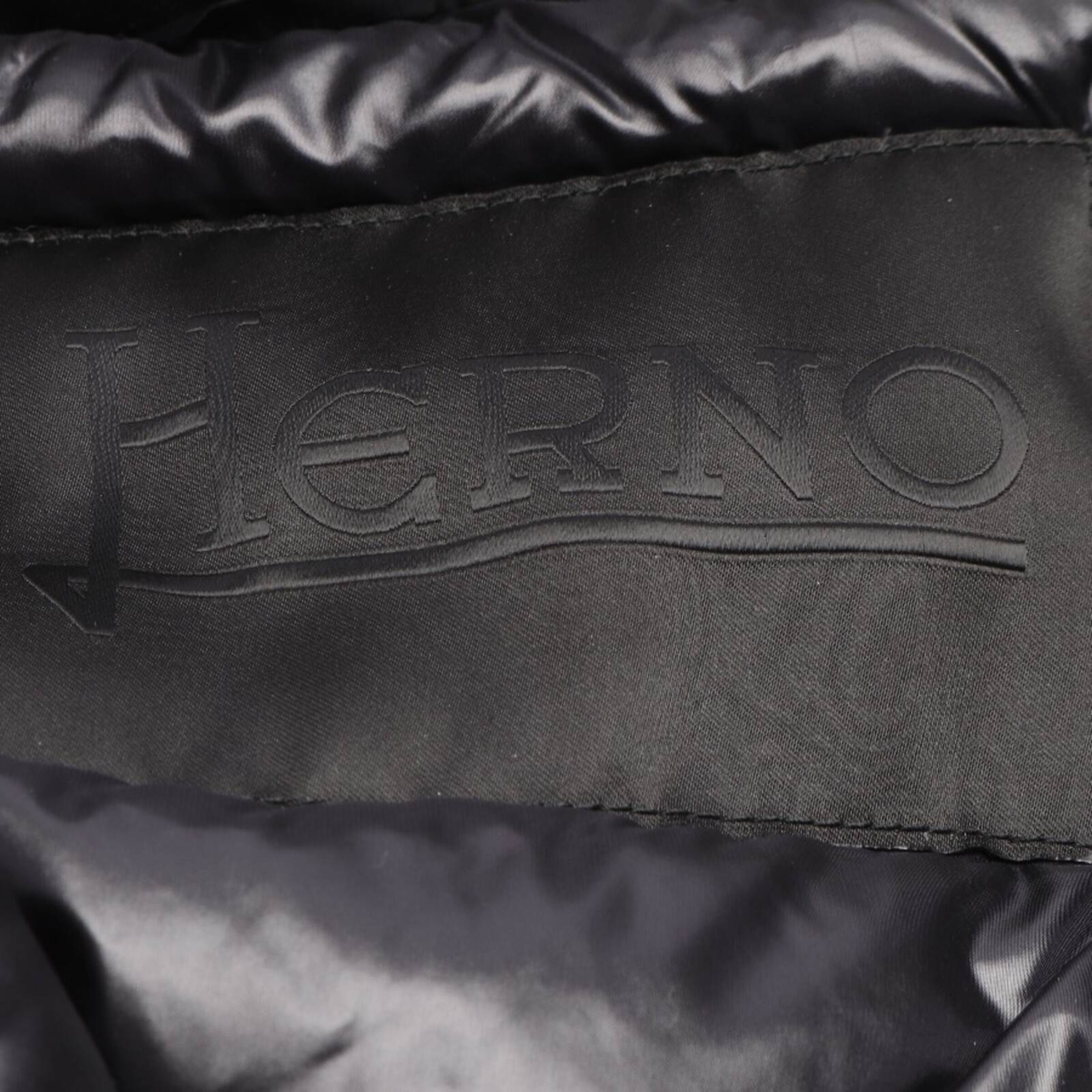 Herno Jacket & Coat in XS in Black