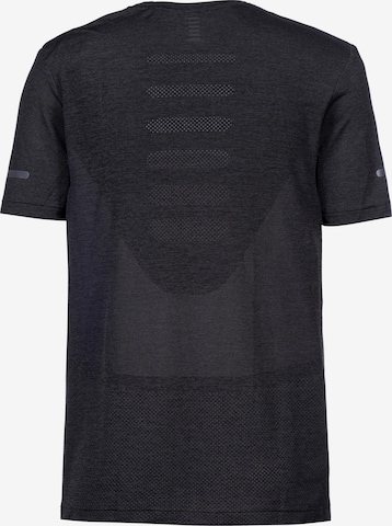 UNDER ARMOUR Funktionsshirt in Schwarz