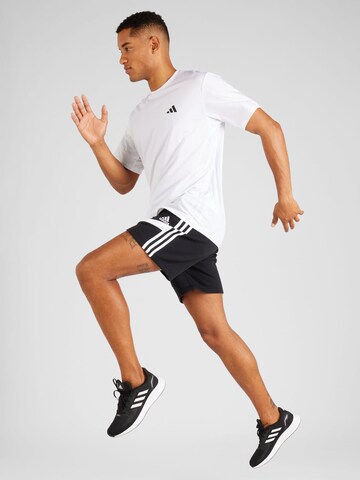 ADIDAS SPORTSWEAR Regular Sportshorts in Schwarz