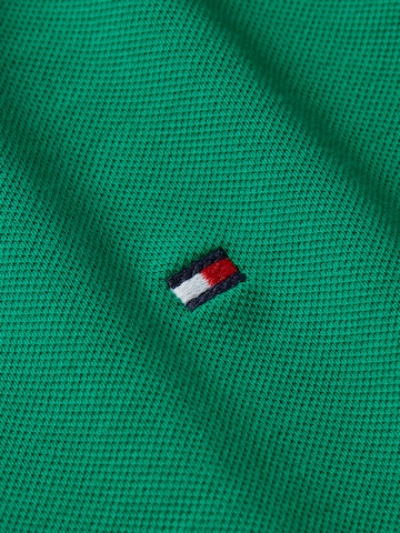 Maglietta '1985' di TOMMY HILFIGER in verde