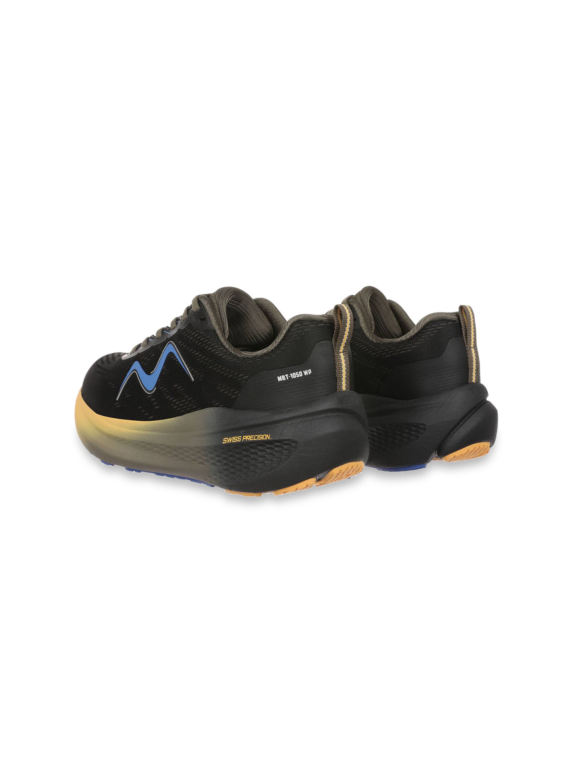 MBT Slip On i sort: tilbage