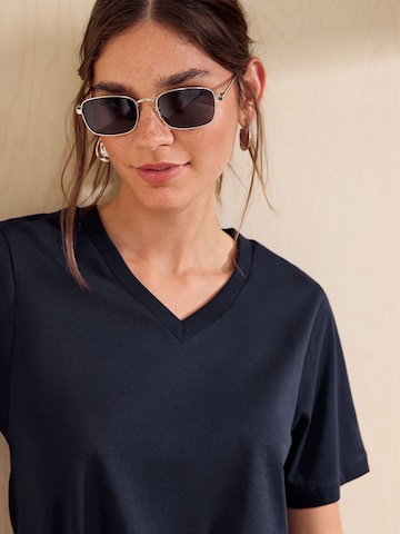 Friends Like These Shirt in Blauw