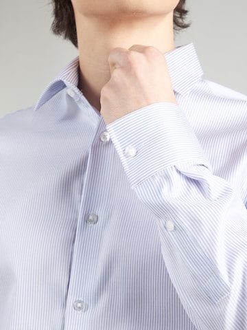 Calvin Klein - Ajuste estrecho Camisa en lila