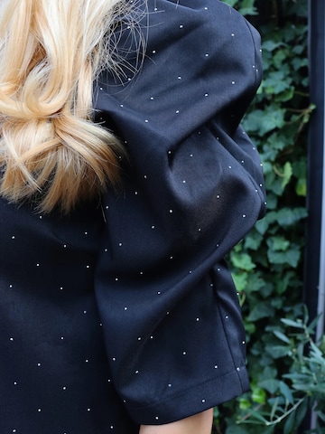 Robe ' WINNIE ' Liberte Essentiel en noir