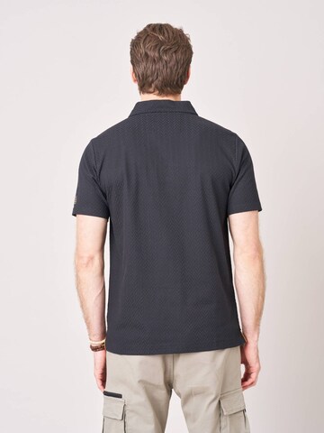 Deeluxe Shirt‌‌‌‌‌‌‌‌‌‌ in Schwarz