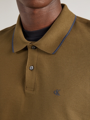 T-Shirt 'CLSS' Calvin Klein en vert