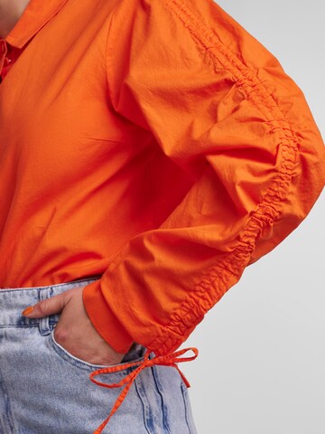 PIECES Bluse 'BRENNA' i orange