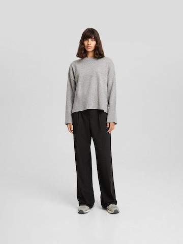 Bershka Pullover in Grau