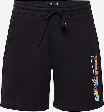 HOLLISTER Regular Trousers in Black: front