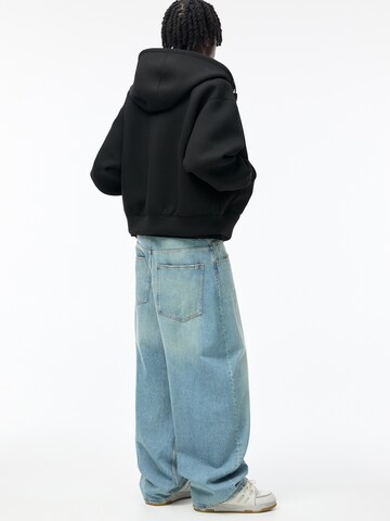 Giacca di felpa di Pull&Bear in nero