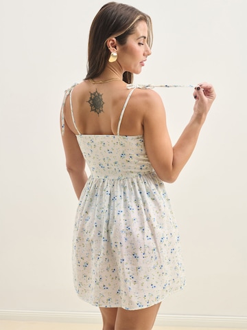 Sálea Καλοκαιρινό φόρεμα σε λευκό