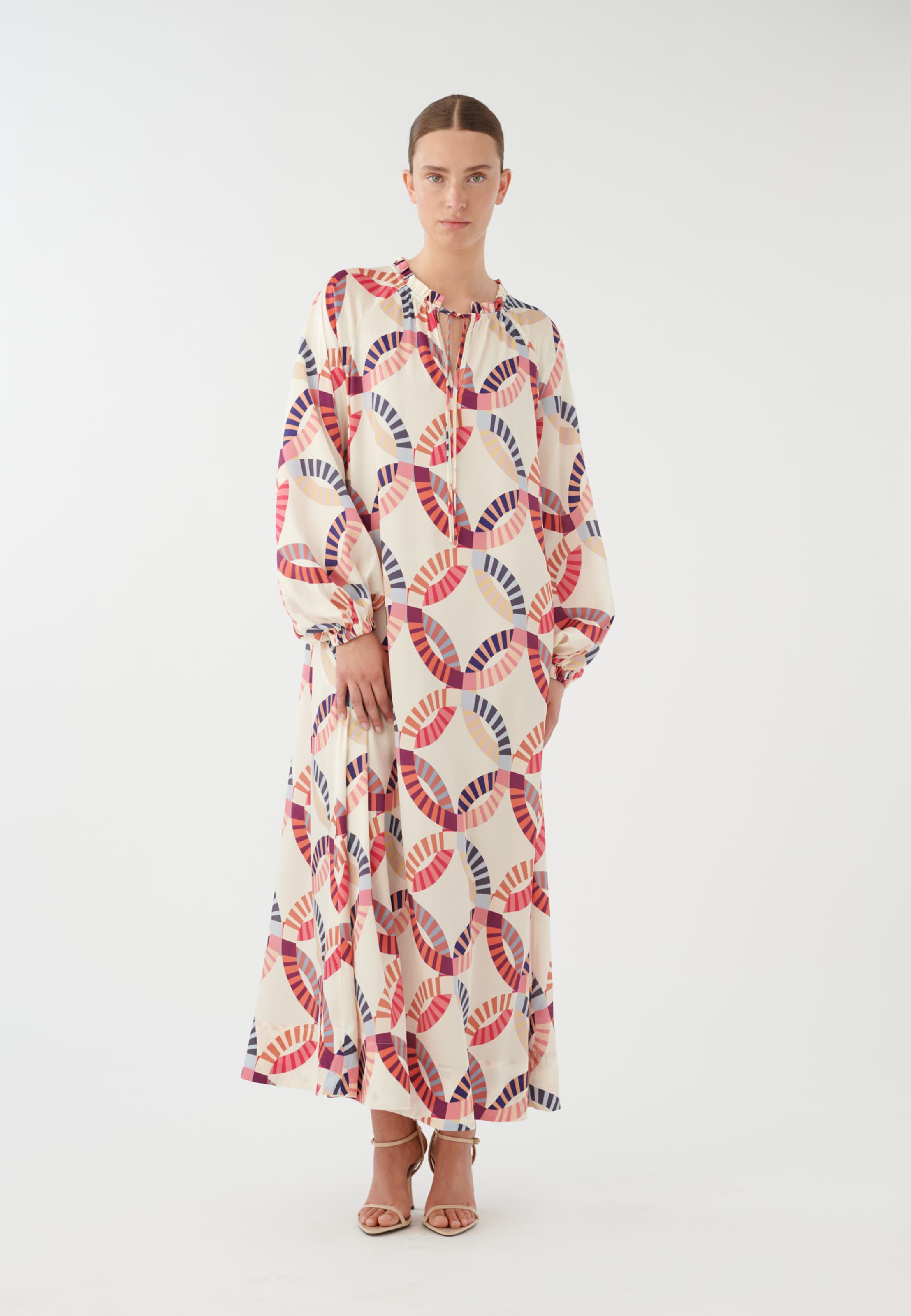 Dea Kudibal Kleid 'Zaria' in Beige: Vorderseite