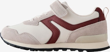 Sneaker de la Next pe alb: față