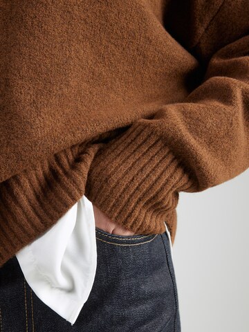 VERO MODA Пуловер 'VMBOOM' в кафяво