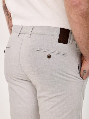 REDPOINT Regular Chinohose in Weiß