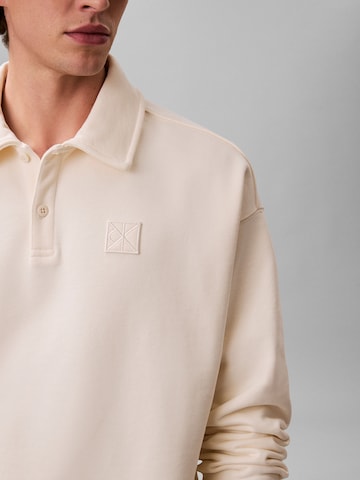 Calvin Klein Sweatshirt i vit