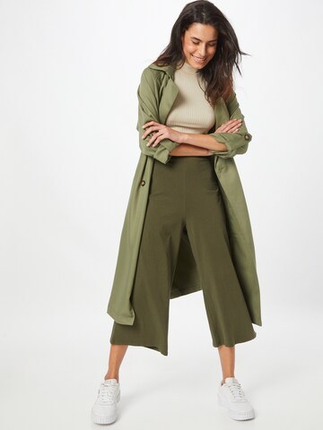 Wide leg Pantaloni 'Chandre' de la People Tree pe verde