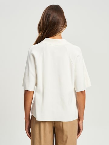 REUX - Camiseta 'MAC' en blanco: atrás