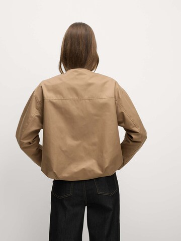 Marks & Spencer Tussenjas in Beige