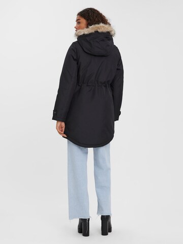 VERO MODA Parka 'Track' in Schwarz