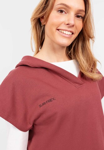 Suri Frey Sweatshirt ärmellos ' Freyday ' in Rot