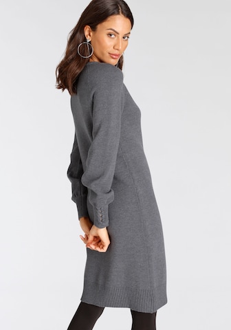 LAURA SCOTT Knitted dress in Grey