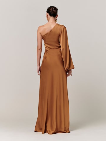 ruda Sável Vakarinė suknelė 'Pollie': galas