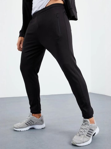 Tommy Life - Fato de treino 'Aktive Sets' em preto