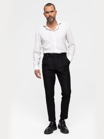 Dandalo Regular Chino trousers in Black