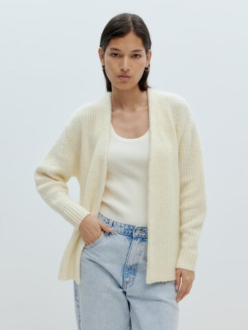 EDITED Cardigan 'Annika' i hvid: forside