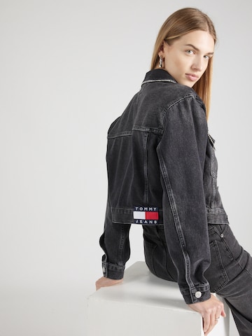 Tommy Jeans Демисезонная куртка 'CLAIRE' в Черный