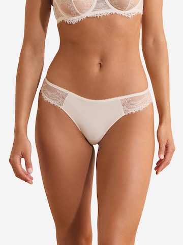 Panty 'POUDREE' di ETAM in beige