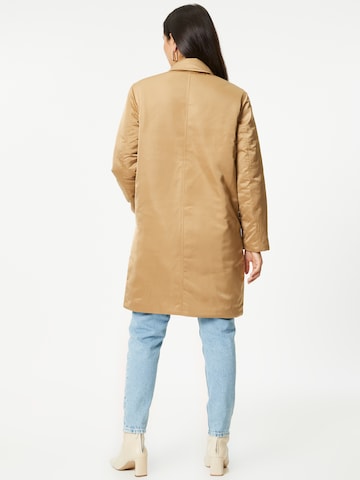 Calvin Klein Ανοιξιάτικο και φθινοπωρινό παλτό σε μπεζ