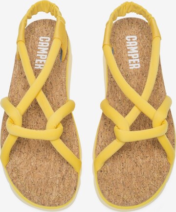 Sandales 'Oruga' CAMPER en jaune