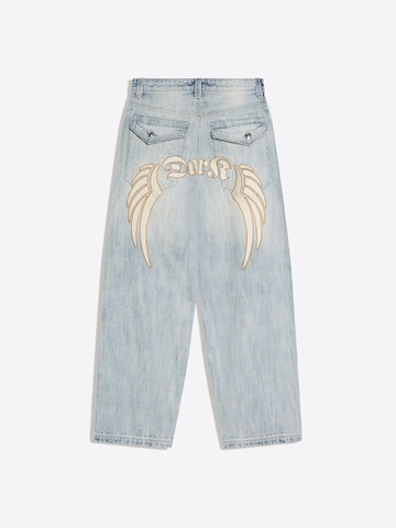 Bershka Baggy Džínsy - Biela