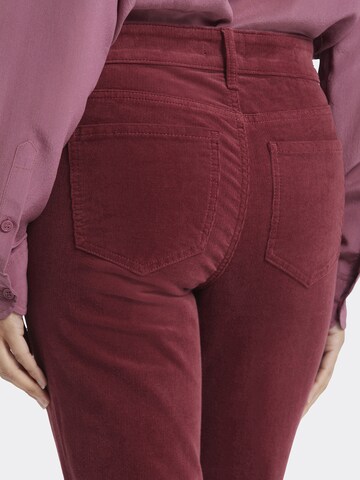 NYDJ Regular Jeans 'Marilyn ' in Red