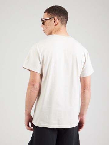 T-Shirt 'CLUB' Nike Sportswear en marron