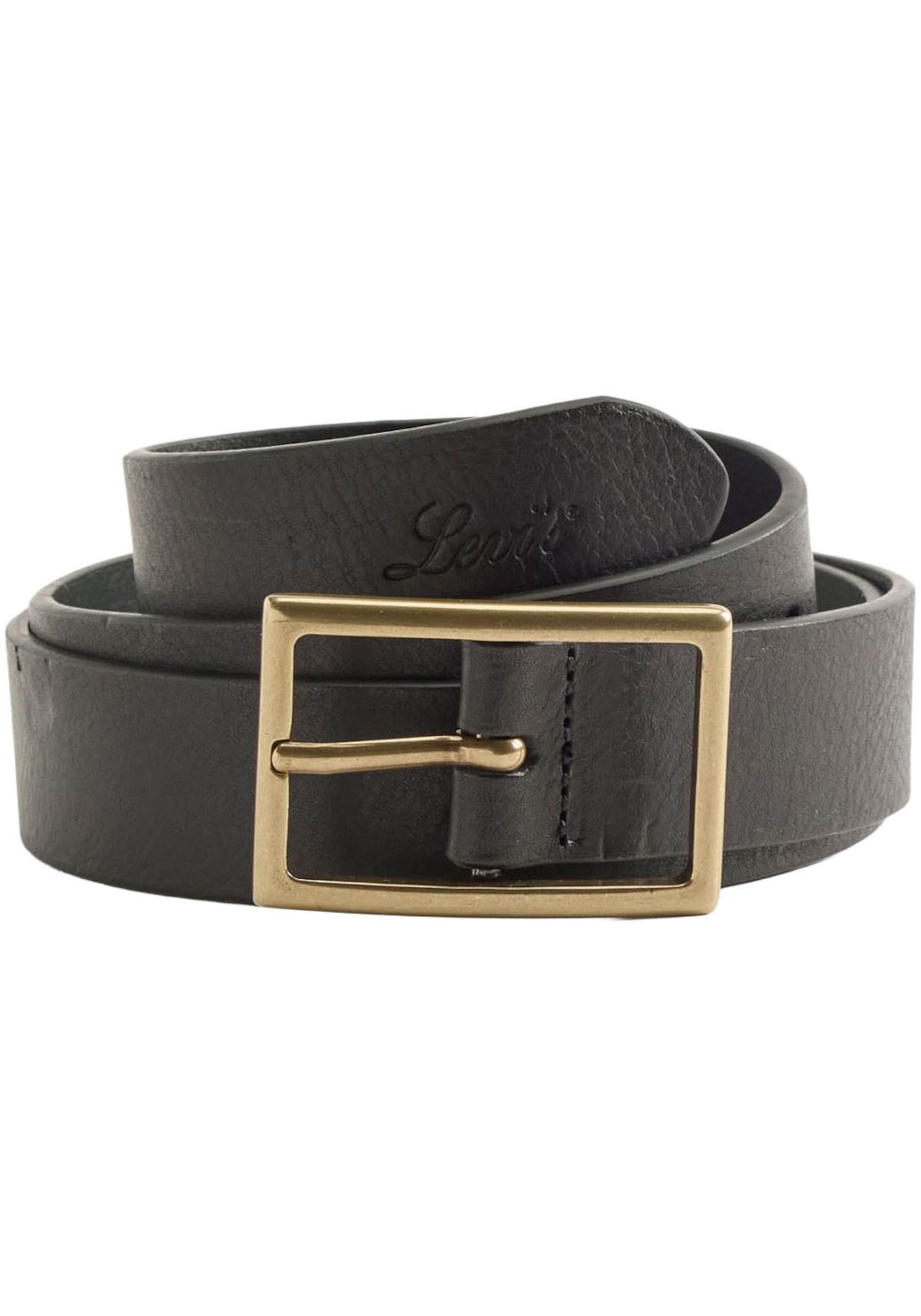 LEVI'S ® Belt in Brown: front
