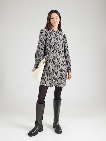 Robe-chemise JDY en gris : devant